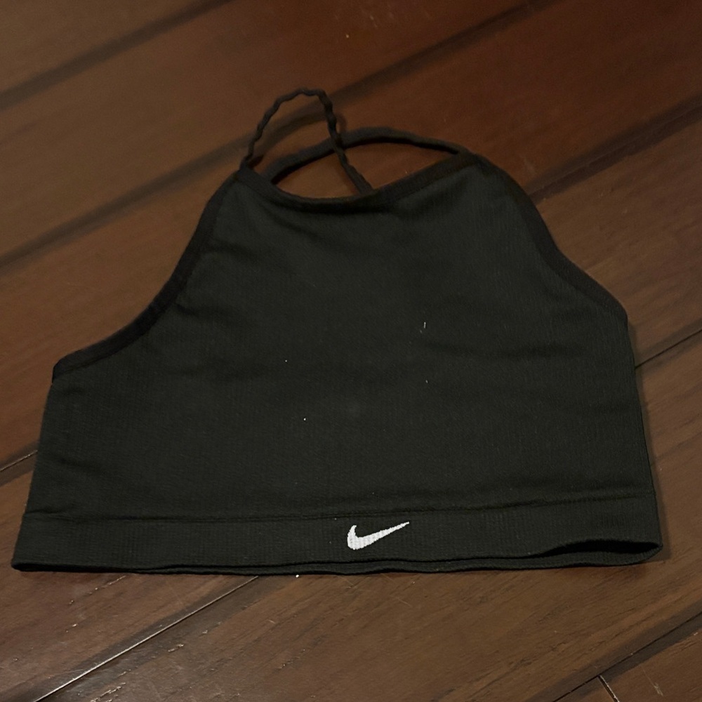 Nike Black High-Neck Sports Bra